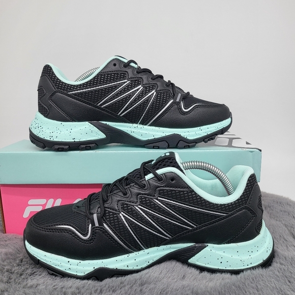 New Fila Quadrix Women's Trail Running Shoes Size 7 - Picture 6 of 7